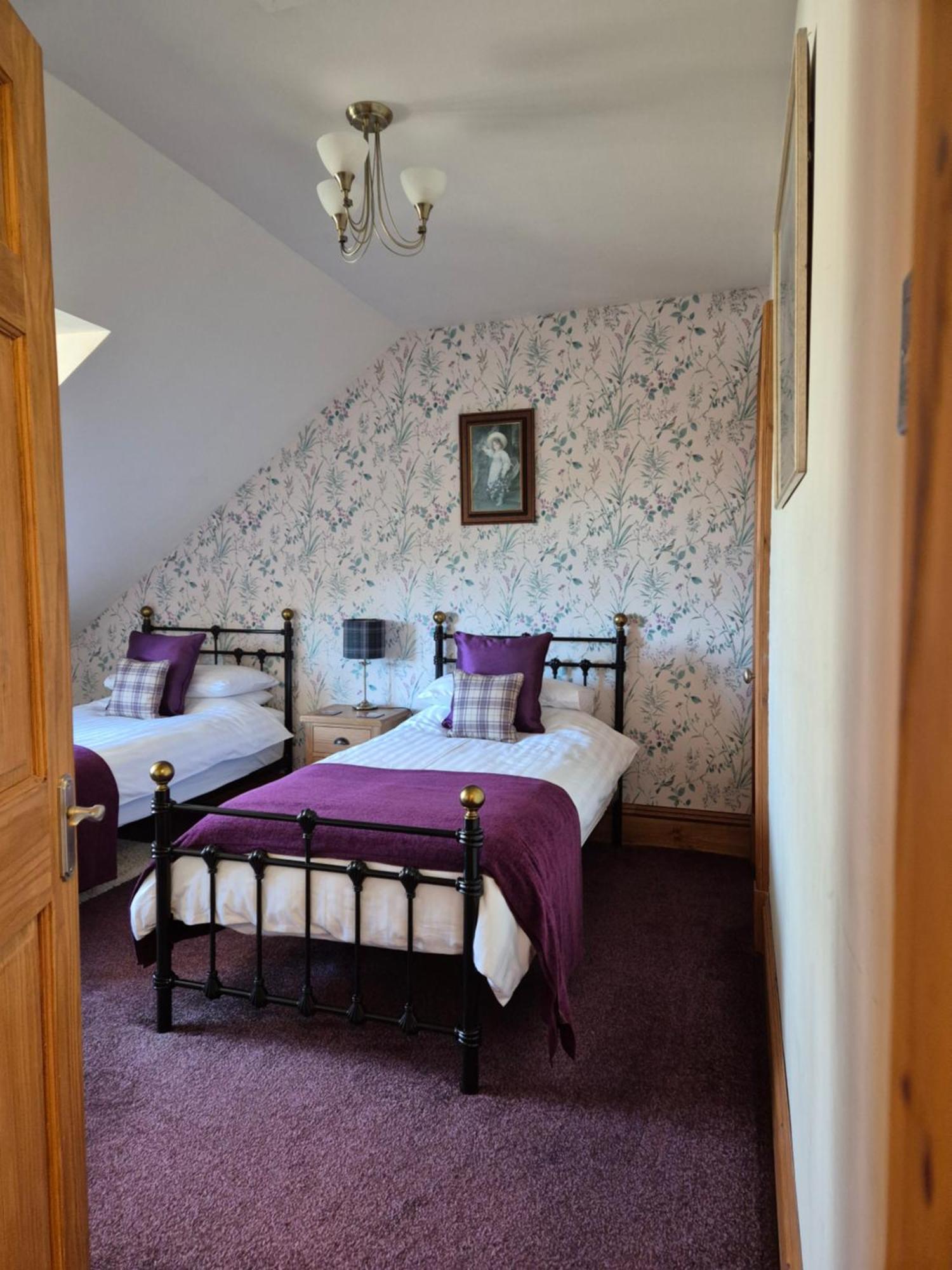 The Old Convent Holiday Apartments Fort Augustus Zewnętrze zdjęcie
